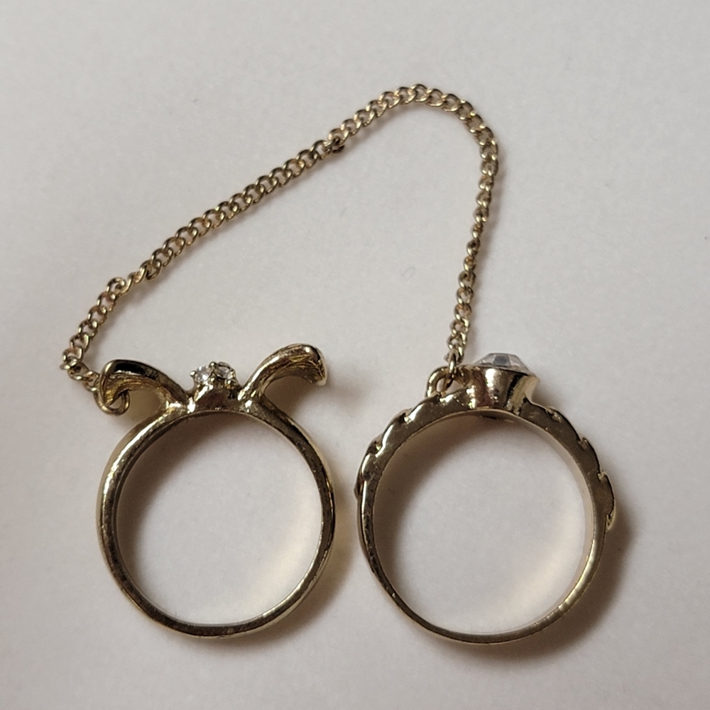 Double Ring Chain Bow and Rhinestone - Picture 10 of 11
